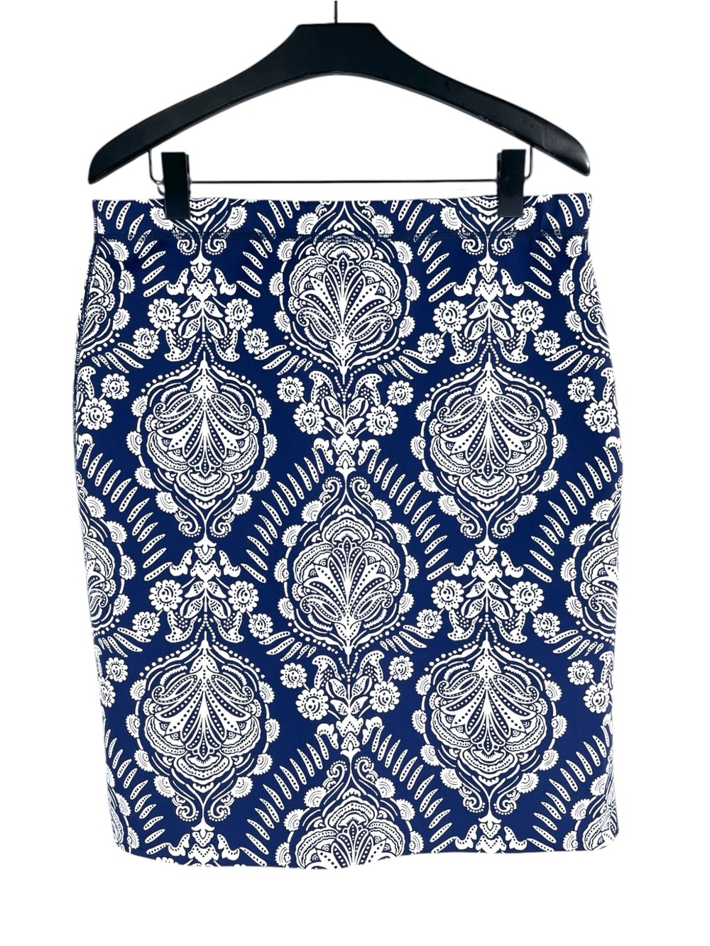 J. McLaughlin Navy and White Paisley Scuba Knit Pull on Skirt Size Large